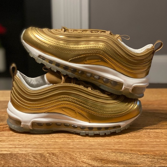 Nike Shoes - Nike Air Max 97 LX - Women’s Size 6